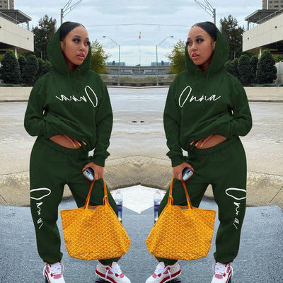 Conjunto Deportivo Mujer Sudadera con Capucha y Pantalón Estampado - Image 4