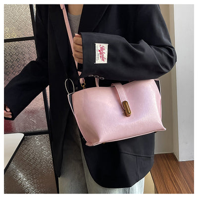 Bolso Bucket de Cuero Encerado Elegante y Portátil - Image 58