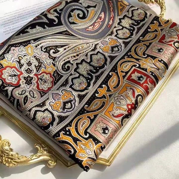 Pañuelo de Seda Versátil - Elegancia y Sofisticación