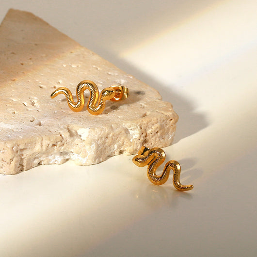 Aretes de Serpiente Chapados en Oro 18K con Acero Inoxidable para Mujer - Image 2