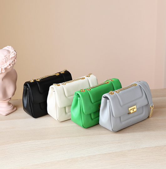 Bolso Bandolera de Cuero para Mujer - Diseño Moderno y Funcional - Image 10