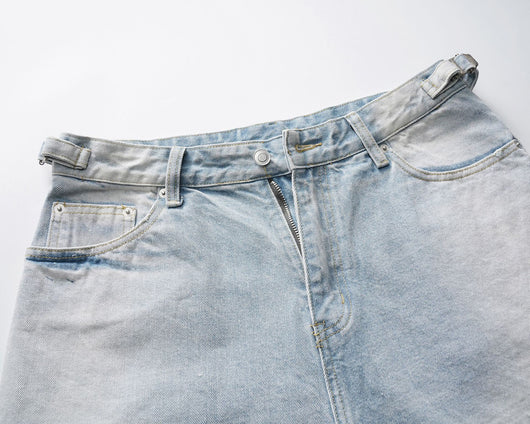 Shorts de Mezclilla Desgastados con Cortes y Detalles Felino - Image 11