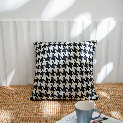 Funda de Cojín Houndstooth Nórdico Blanco y Negro Angsge - Image 3