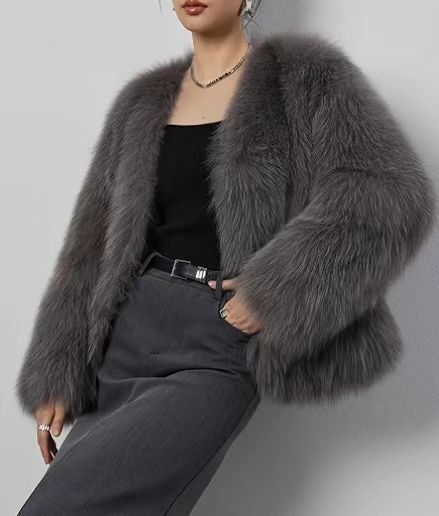 Abrigo de Pelaje Sintético Corto - Elegancia y Calidez para Mujer - Image 12