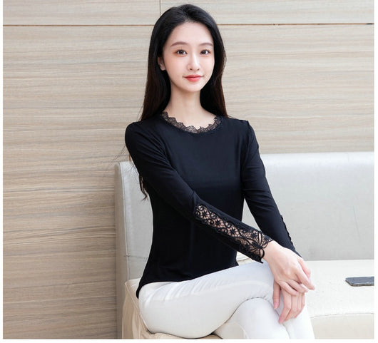 Blusa Negra Elegante Escote Profundo con Encaje y Mangas Largas - Image 11