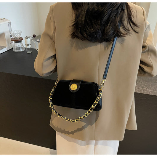 Bolso Crossbody Minimalista de Lujo - Diseño Versátil y Elegante - Image 14