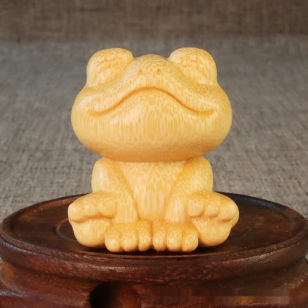 Ornamento de Rana Sonriente en Talla de Bambú Macizo