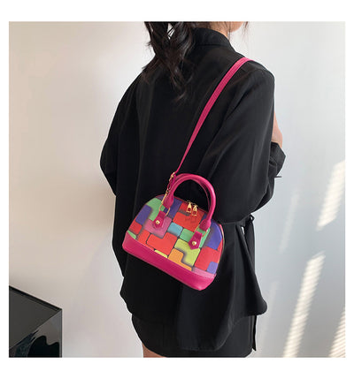 Bolso Shell con Costuras en Contraste - Diseño Moderno y Versátil - Image 14