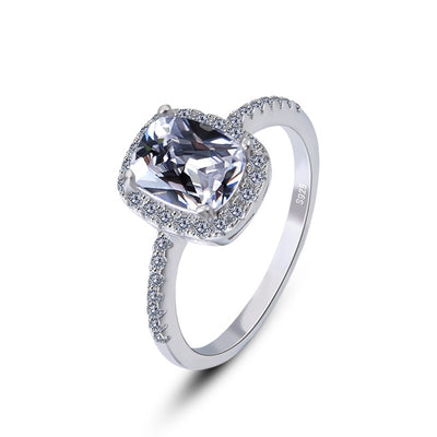 Anillo de Diamante Simulado con Brillo Realista - Image 5