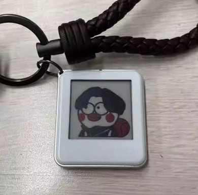 Llavero E-ink Tricolor sin Batería con Tecnología NFC - Image 5