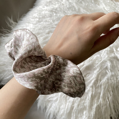 Anillo de Seda para Cabello con Estampado de Leopardo Vintage - Image 9