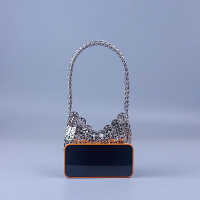 Bolso Portátil de Lentejuelas Plateadas Hecho a Mano con Textura Premium - Image 12