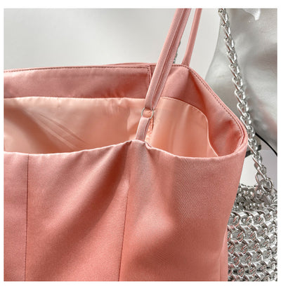 Vestido Satinado Tipo Camisero Ligero con Tirantes para Verano - Image 14