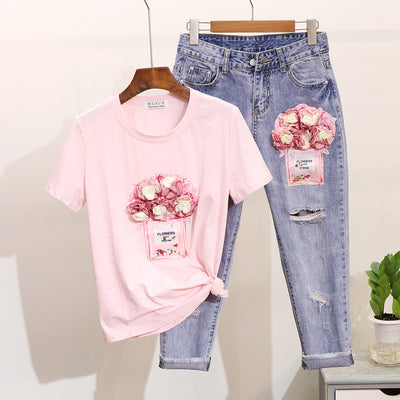 Conjunto Denim con Botella de Perfume Floral y Camiseta Estampada Lentejuelas - Image 7