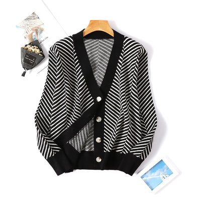 Cardigan Tejido con Rayas Contrastantes y Detalles de Costura - Image 2