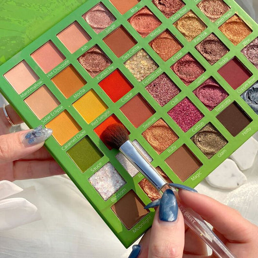 Paleta de 30 Sombras Eyeshadow Profesional - Image 8
