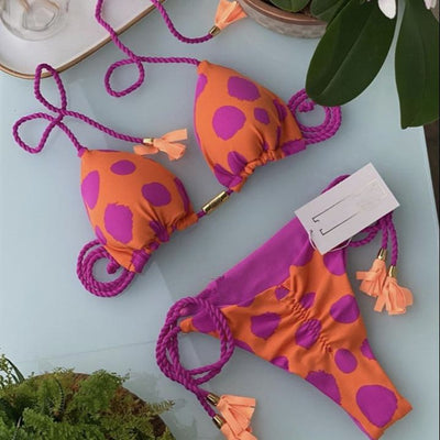 Traje de Baño Triangular con Cordones y Estampado Divisido - Image 17