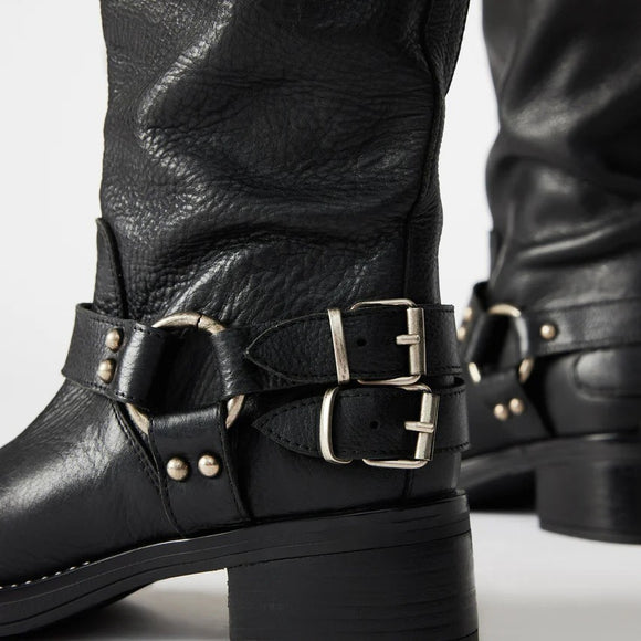 Botas Altas con Hebilla de Punta Redonda
