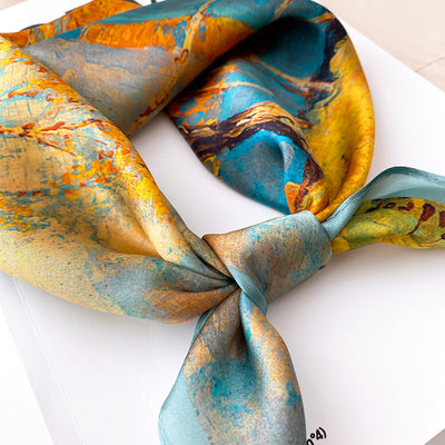 Pañuelo de Seda Cuadrado para Primavera y Otoño - Image 3