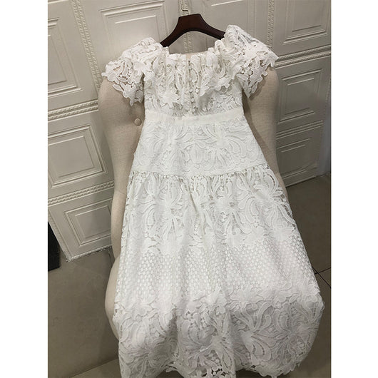 Vestido Blanco Largo con Bordado Floral y Detalle de Hombro - Image 6
