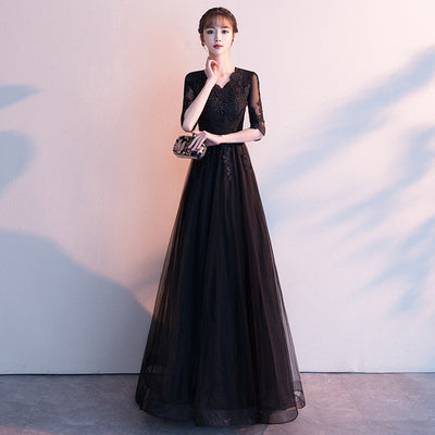 Vestido Largo Elegante Negro para Reuniones Anuales - Image 3