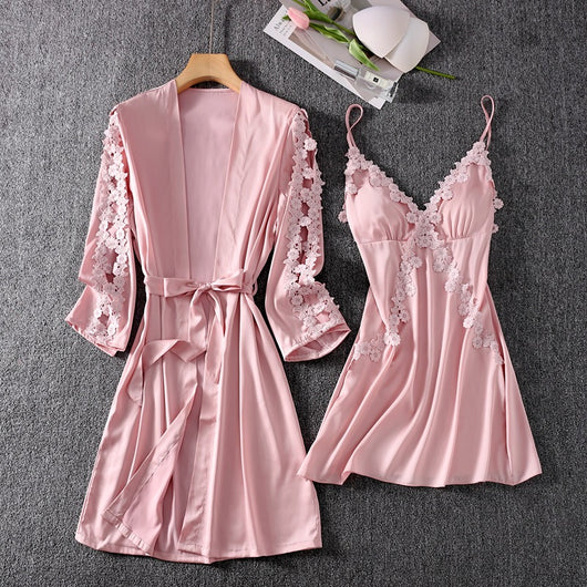 Camisón Corto Sensual con Tirante de Seda Helada y Soporte de Pecho - Image 28