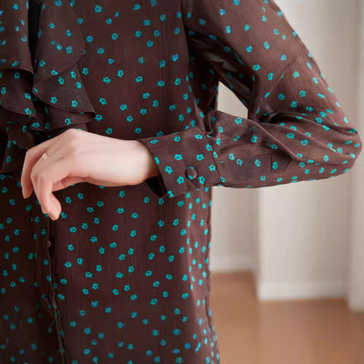 Blusa de Gasa con Cuello de Encaje Floral y Mangas Largas - Image 4