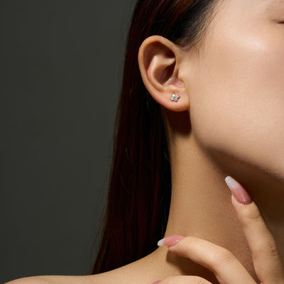 Aretes de Plata Esterlina 925 con Circonia Cúbica - Diseño Minimalista Versátil