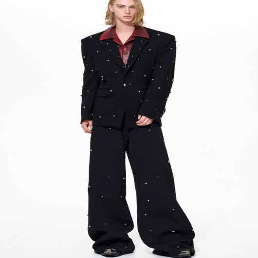 Conjunto Chaqueta y Pantalón Efecto Cuero Negro con Tachuelas