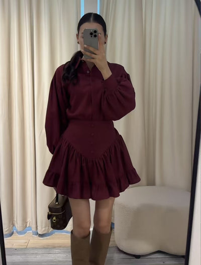 Conjunto Ejecutivo Falda Tableada con Blusa de Mangas Voluminosas - Image 8