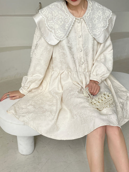 Vestido Jacquard con Cuello Doble de Encaje - Image 4