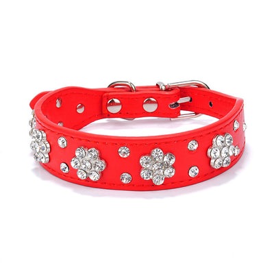 Collar de Cuero PU para Perros Pequeños y Medianos con Flores de Diamantes - Image 8