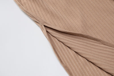 Vestido Tejido Ajustado con Hombro Descubierto y Abertura Lateral - Image 16