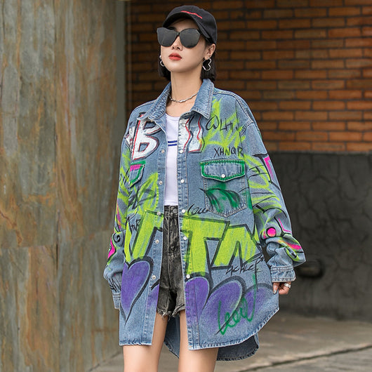 Chaqueta Denim Oversized con Estampado Grafiti para Mujer - Image 17