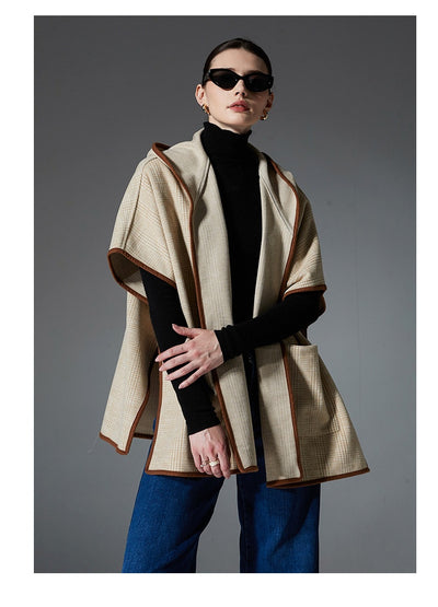 Poncho Chal Cuadrillé Reversible de Lana Doble Faz con Capucha - Image 6