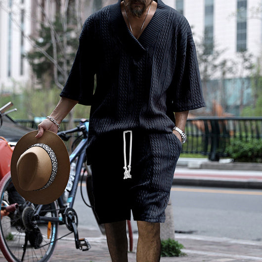 Conjunto de 2 Piezas Hombre: Playera Jacquard Cuello V Manga Corta + Shorts con Bolsillos - Image 4