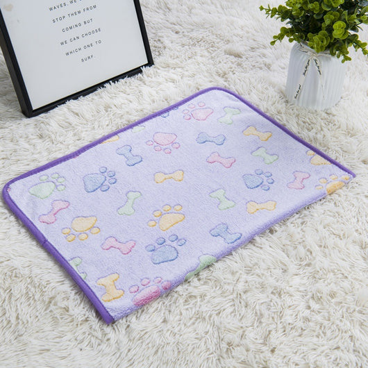 Mantas Fleece con Huellitas para Gatos y Perros - Image 12