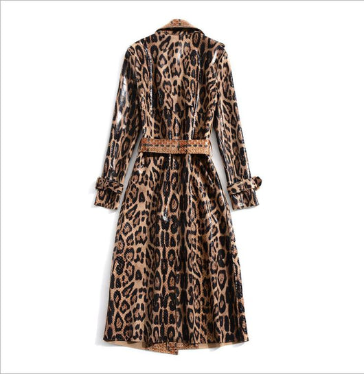 Abrigo Trench Estilo Leopardo con Efecto Ante Brillante y Cordones - Image 11