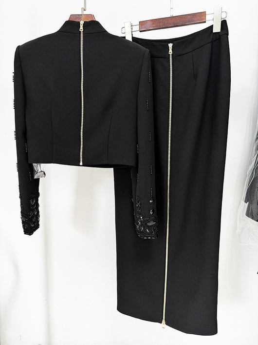 Conjunto Elegante con Top Corto y Falda Larga - Detalles de Diamantes y Abalorios - Image 17