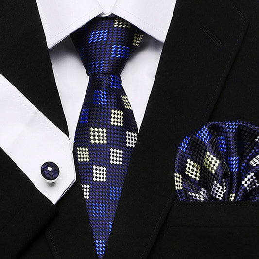 Traje Tres Piezas para Hombre Serie Flor de Anacardo con Corbata - Image 2