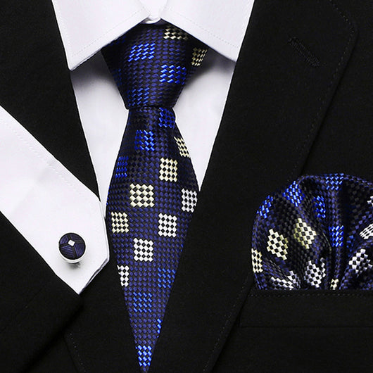 Traje Tres Piezas para Hombre Serie Flor de Anacardo con Corbata - Image 2