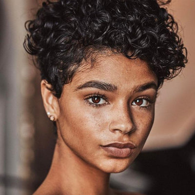 Peluca Rizada Corta Afro Natural Voluminosa para Mujer - Image 6