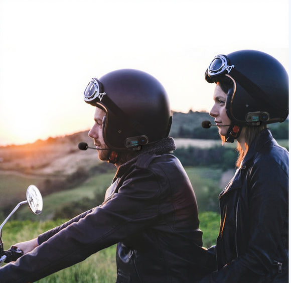 Casco de Moto con Intercomunicador Bluetooth T-COMSC - Sonido Estéreo 800M