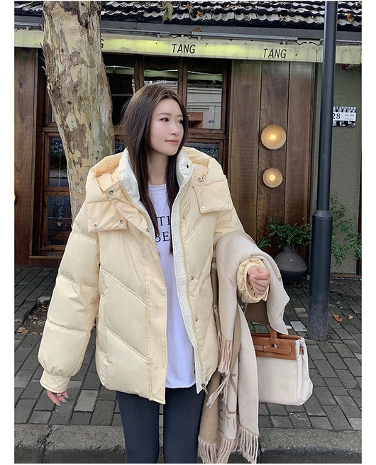 Chaqueta Corta Acolchada para Mujer con Capucha - Cálida y Resistente al Viento - Image 16