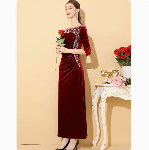 Vestido de Mamá Elegante para Bodas - Diseño Sofisticado - Image 12