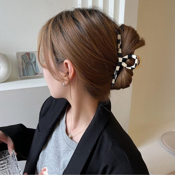 Diadema Ajedrez Blanco y Negro - Accesorio de Moda Retro