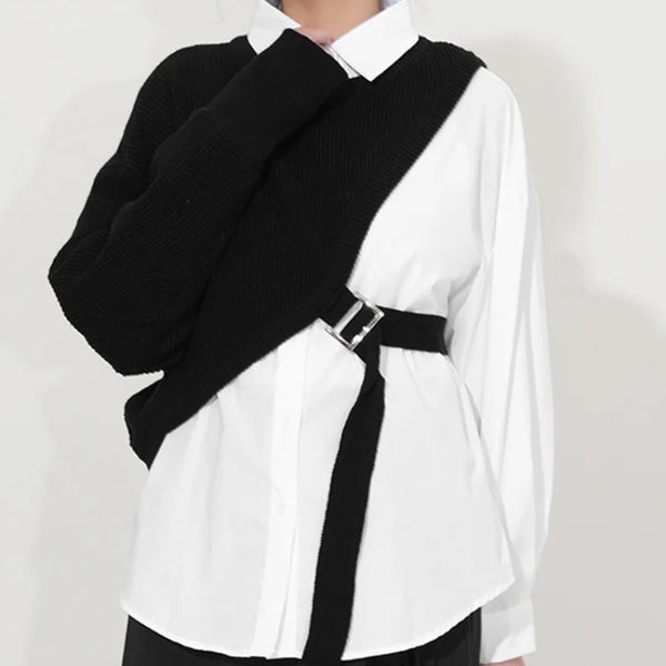 Conjunto Dos Piezas: Chaleco Diseño Irregular y Camisa Blanca