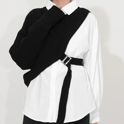 Conjunto Dos Piezas: Chaleco Diseño Irregular y Camisa Blanca