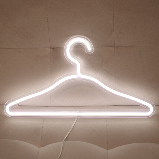 Perchero LED Neón con Luz USB - Soporte para Ropa Iluminado - Image 10