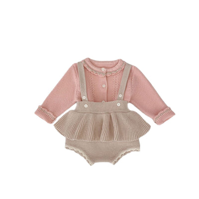 Conjunto de Dos Piezas para Bebé Niña - Cardigan Bicolor con Falda Pantalón Suspensores - Image 5